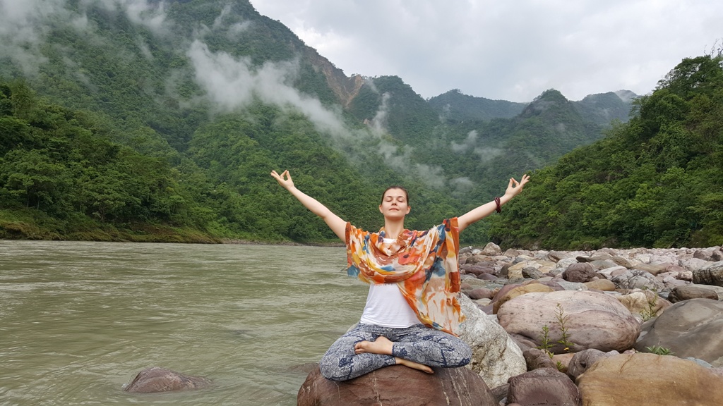 1569228651-300-hour-yoga-ttc-in-rishikesh.jpg