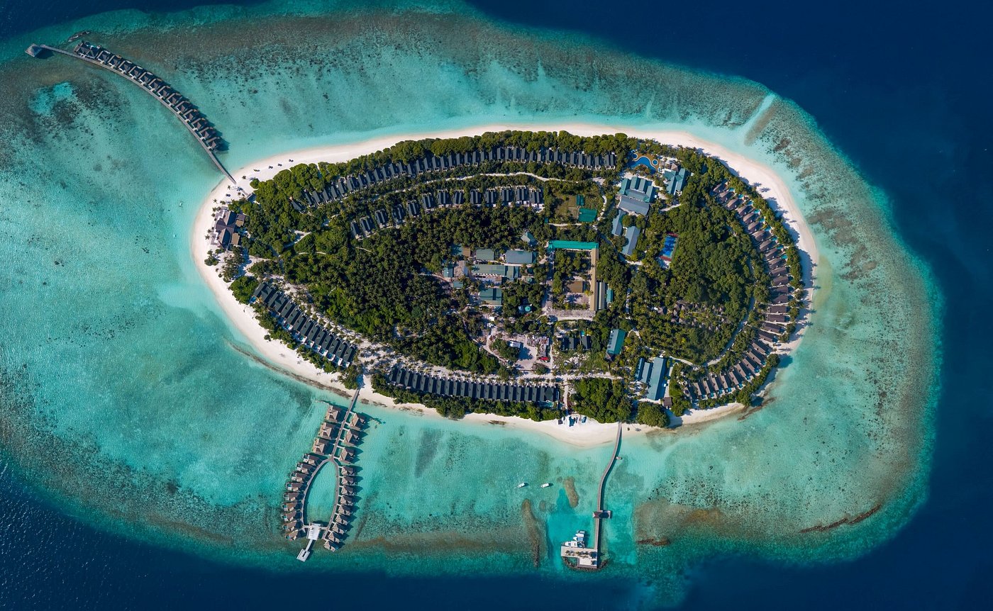 Furaveri Island Resort